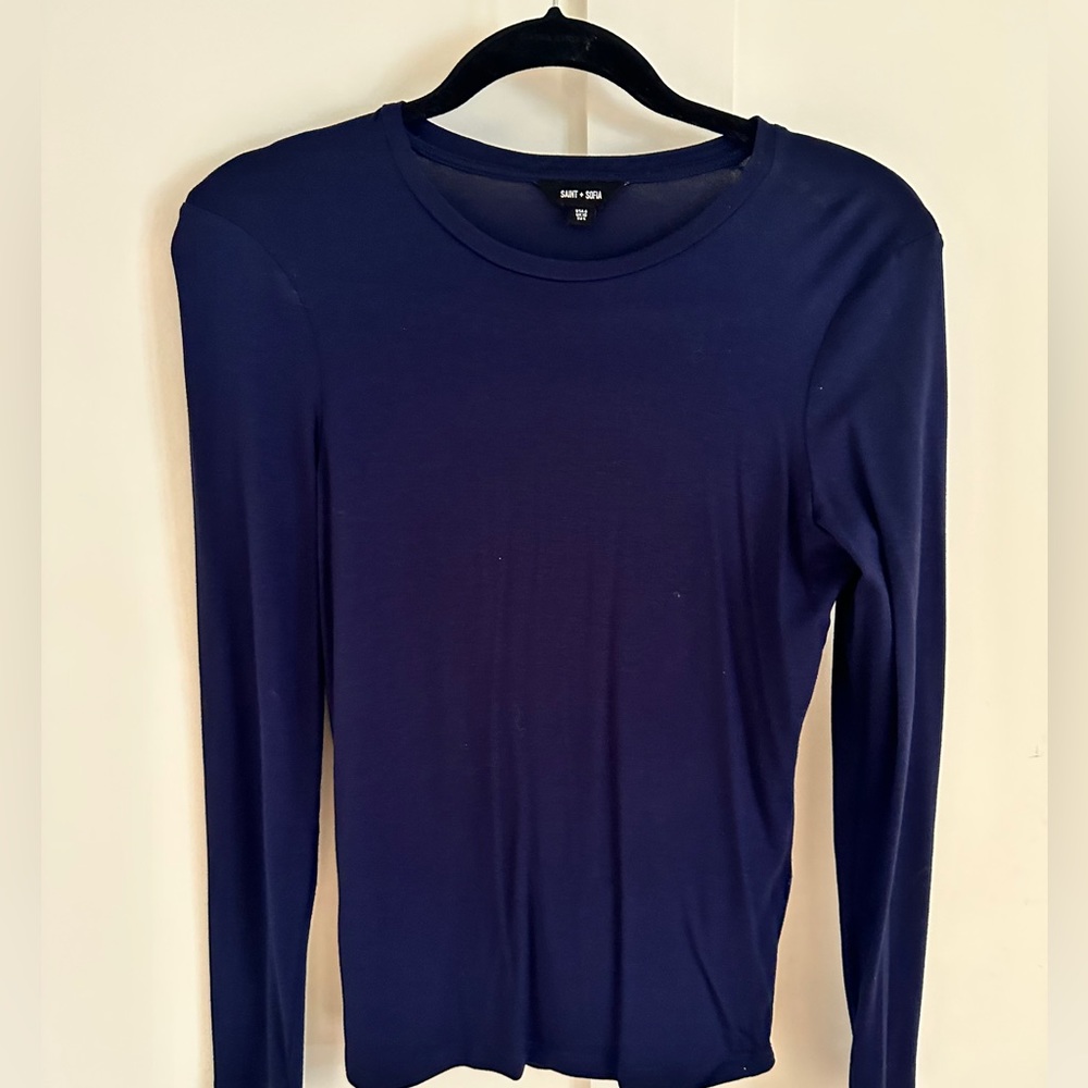 Navy blue stretchy long sleeve